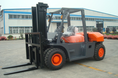 Дизельный вилочный погрузчик TEU FD801