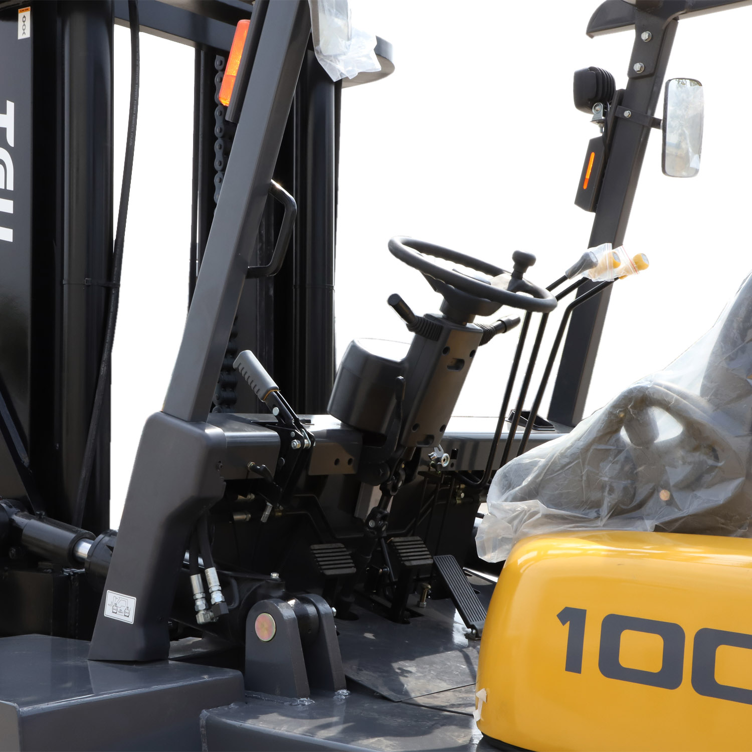 Дизельный вилочный погрузчик TEU FD100_1